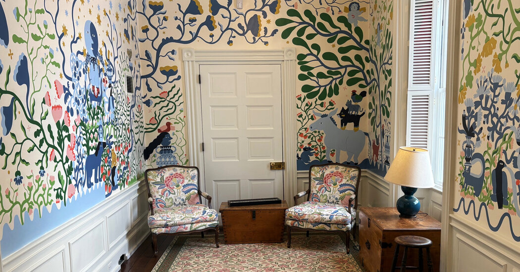 Murals Have Moved In